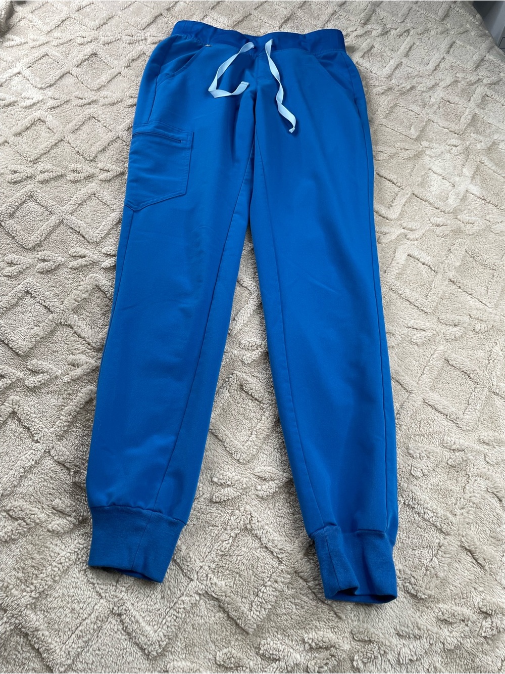 FIGS Royal Blue Scrub Joggers Pants~ Size XS/ T
Medical Staff